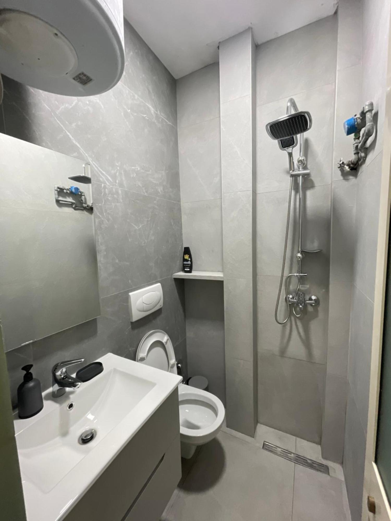 Green Apt Blloku 地拉那 外观 照片